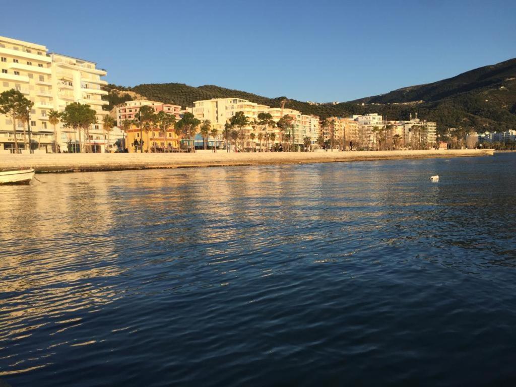 Seaside Apartment Vlorë Exterior foto